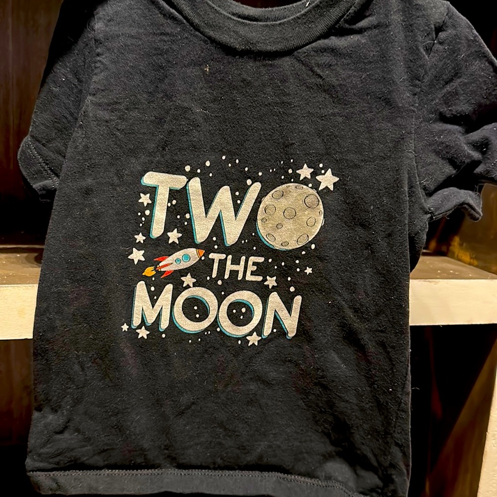 Boys 2T Two the moon birthday shirt.